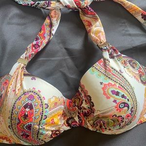 Victoria’s Secret bikini top 34DD